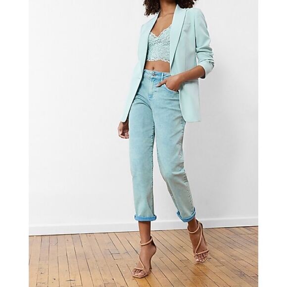 NWT Express Mid Rise Mint Green Tinted Boyfriend Jeans, Size 8R - Picture 2 of 16